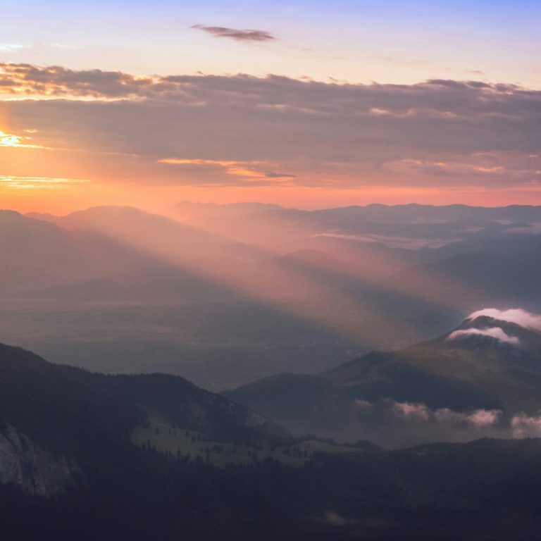 urban-vintage-dVFiG8RL99E-unsplash